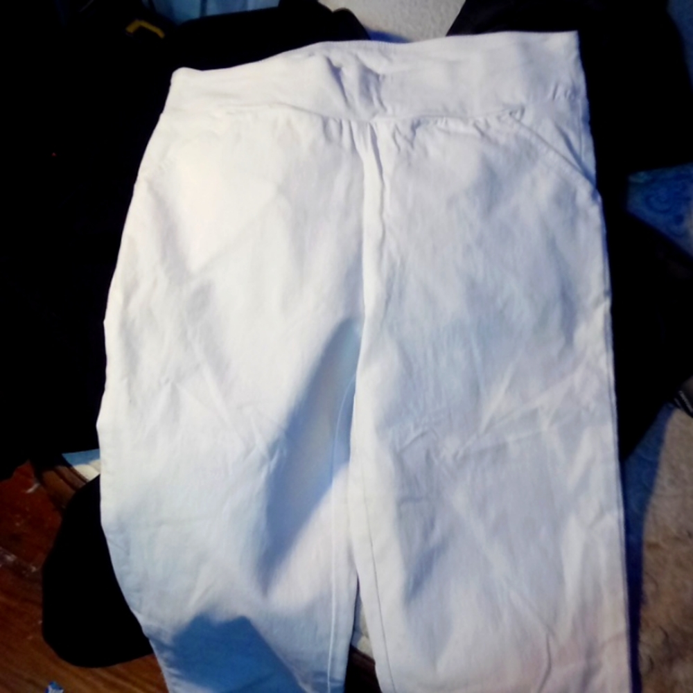 Women's capris